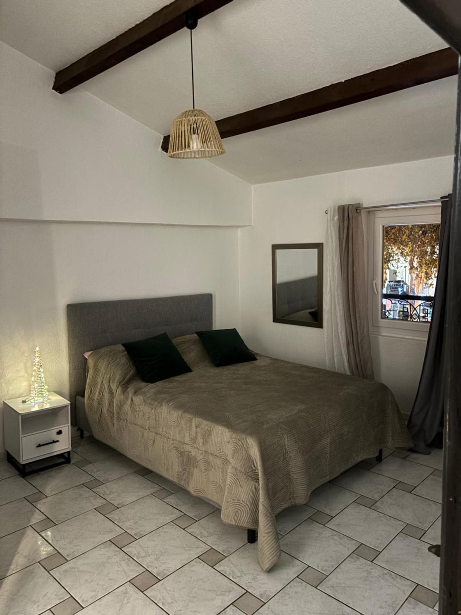 Appartement Hajar Tarascon Ngoại thất bức ảnh